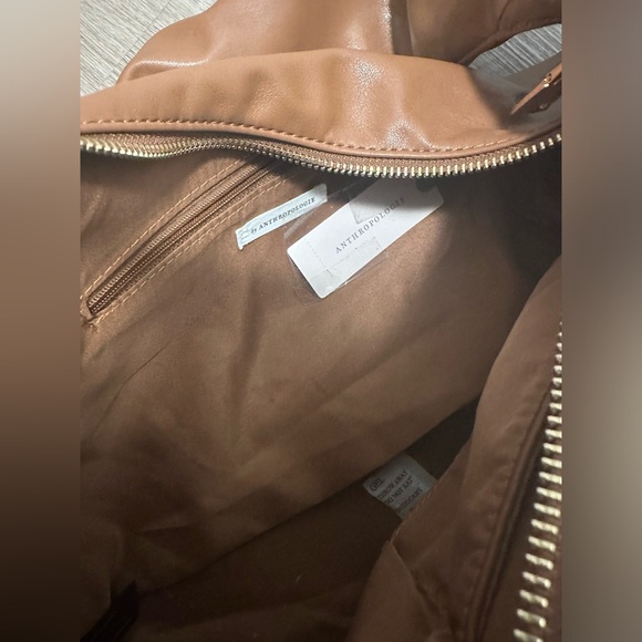 Anthropologie Timmie Faux-Leather Slouchy shoulder bag in tan - Picture 5 of 6